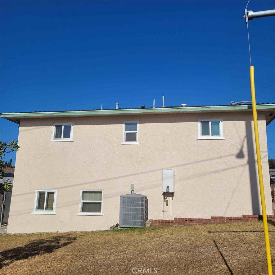 203 E Sycamore Avenue Property Photo 11