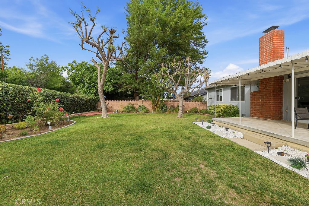 6949 Lena Property Photo 5
