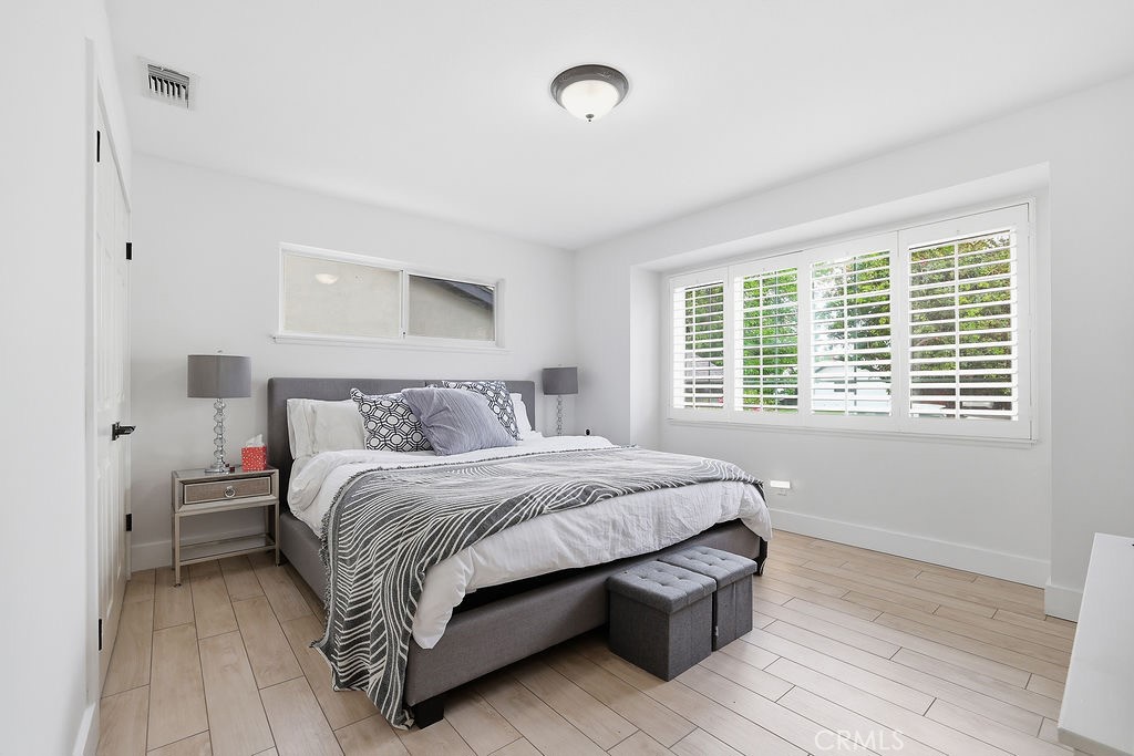 6949 Lena Property Photo 14