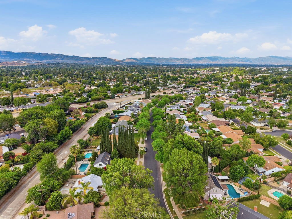 6949 Lena Property Photo 37
