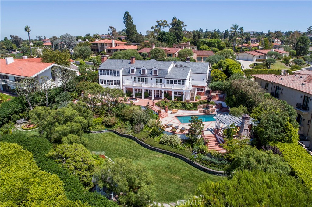 1409 Via Arco Property Photo 1