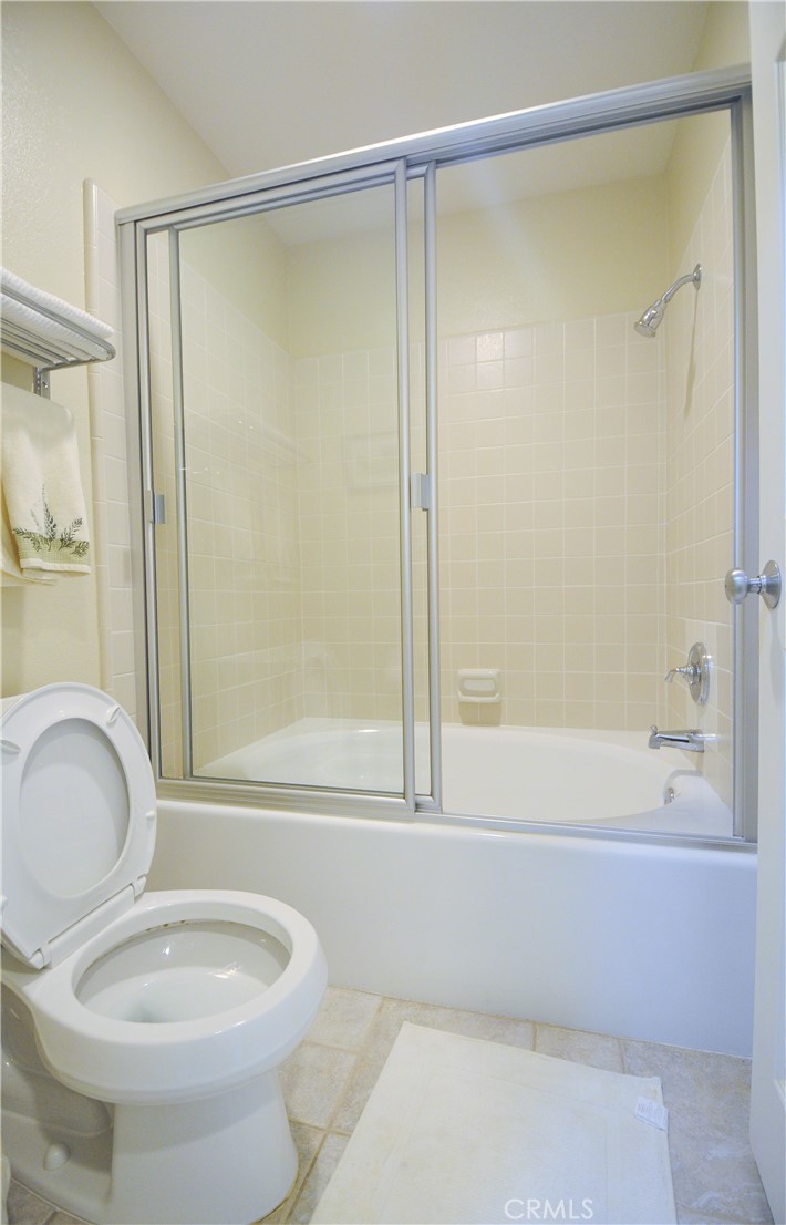 2209 W 25th 12 Property Photo 23