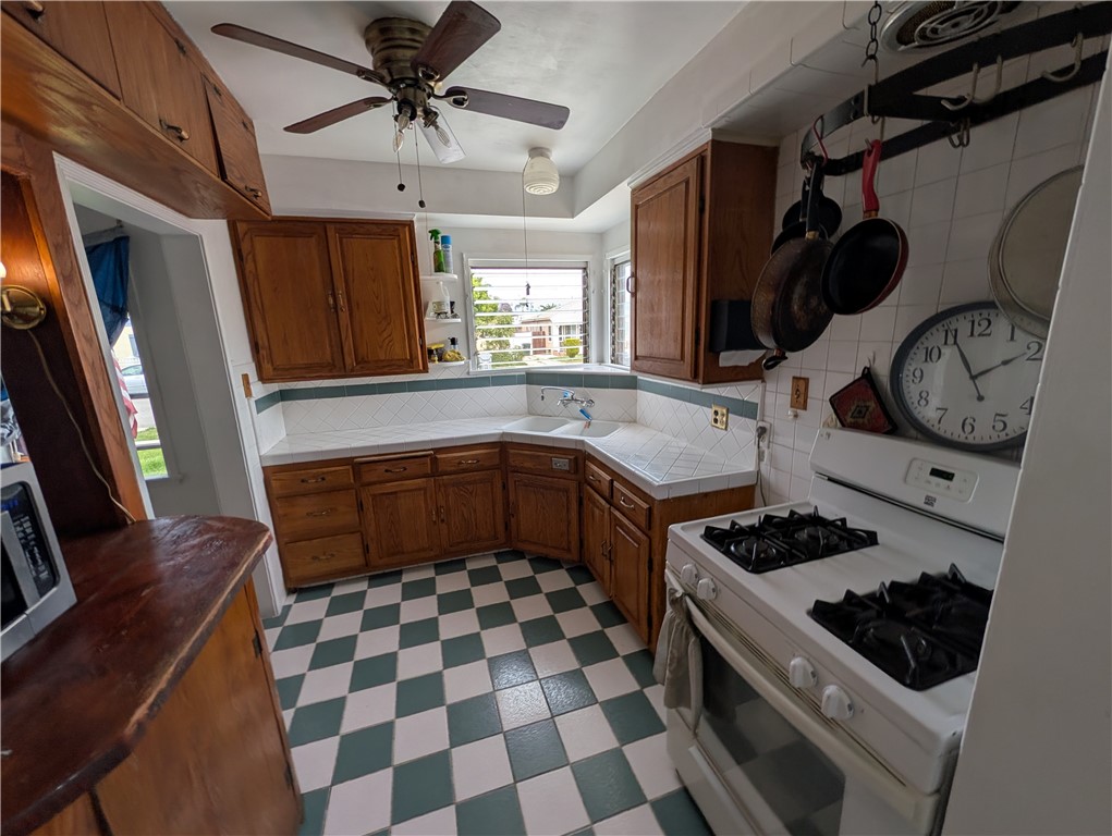 3816 Walnut Property Photo 4