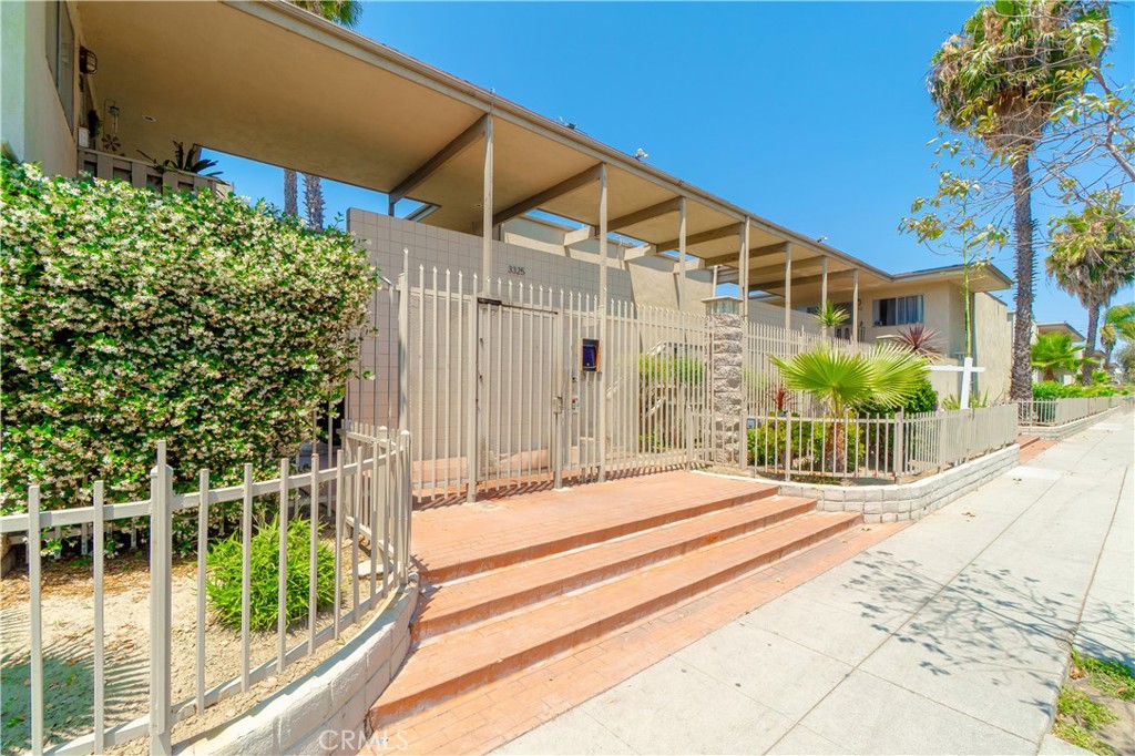 3325 Santa Fe Avenue 110 Property Photo 14
