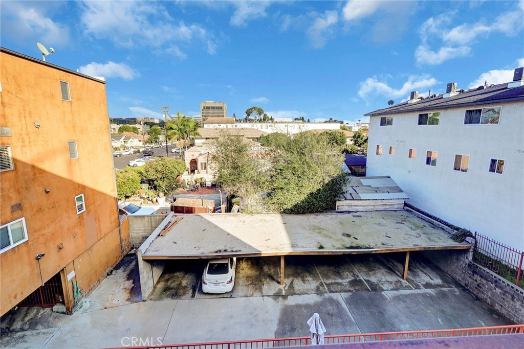 240 W Queen Street 9 Property Photo 36