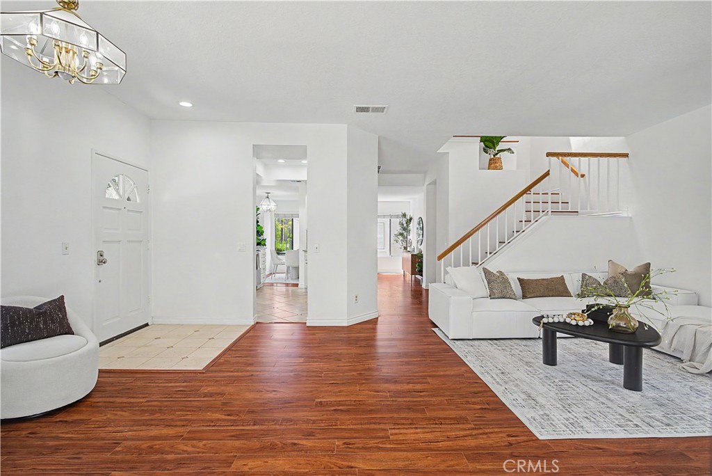 2615 Plaza Del Amo 633 Property Photo 4