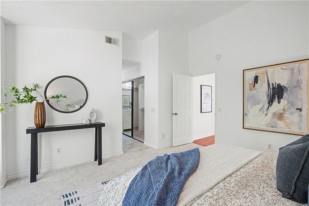 2615 Plaza Del Amo 633 Property Photo 13
