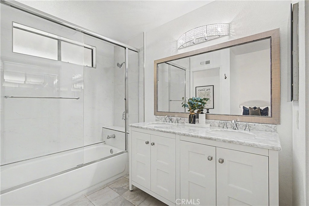 2615 Plaza Del Amo 633 Property Photo 14