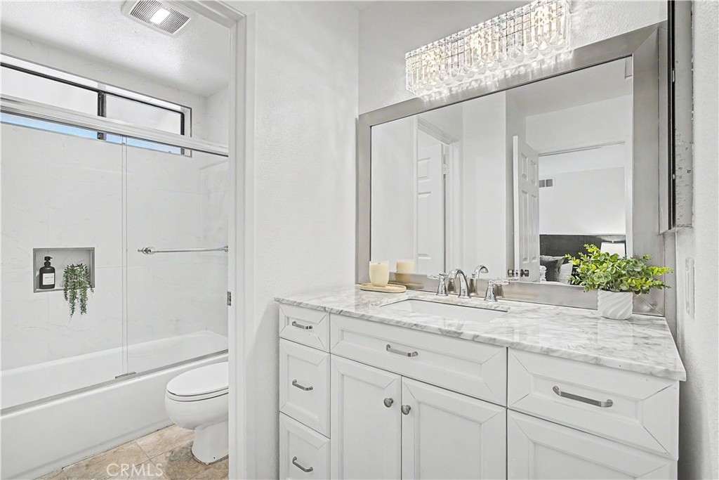 2615 Plaza Del Amo 633 Property Photo 18