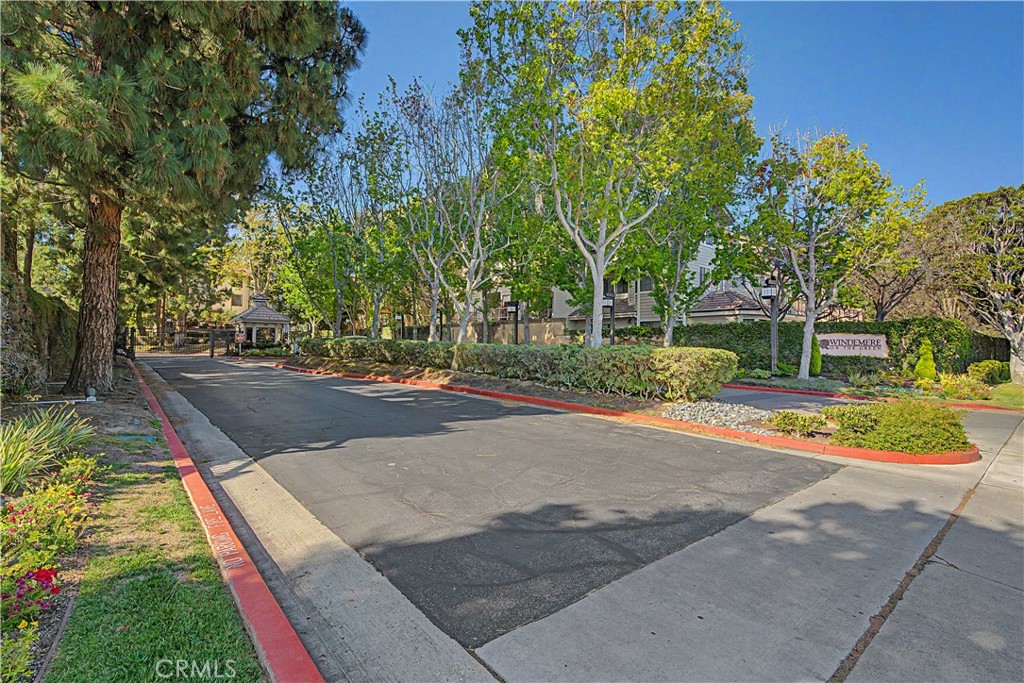 2615 Plaza Del Amo 633 Property Photo 31