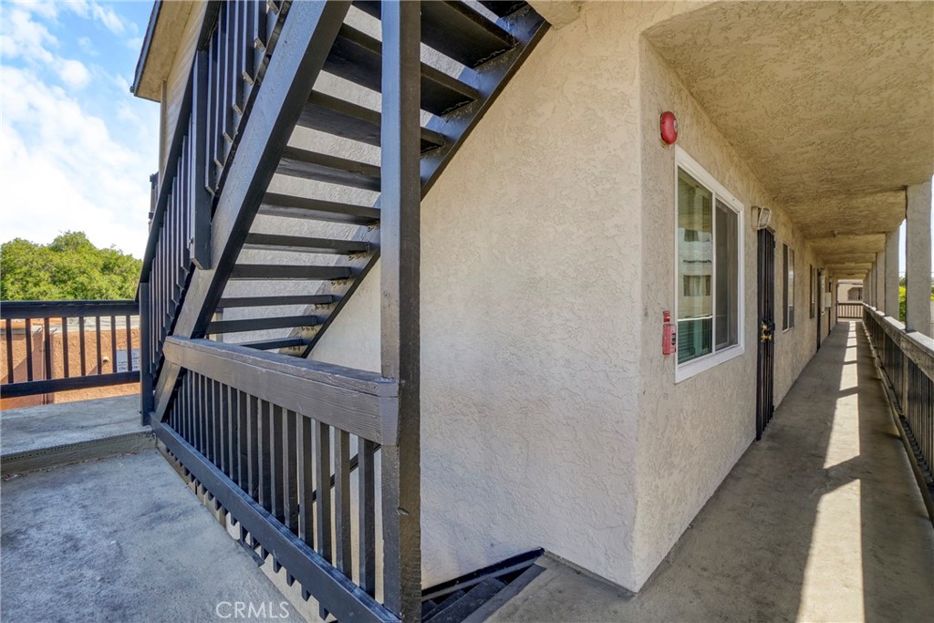 1126 Raymond Avenue Property Photo 4
