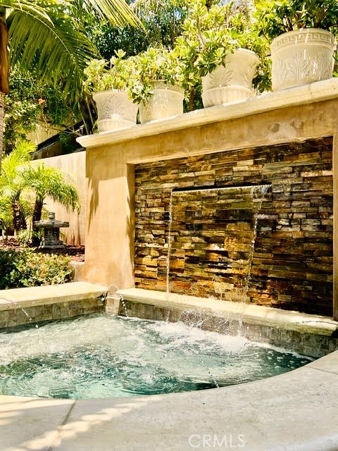 804 N Maria Property Photo 33