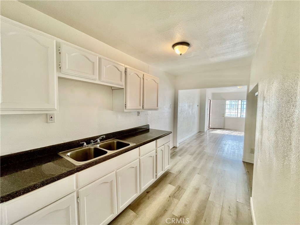 1861 Orange Property Photo 4