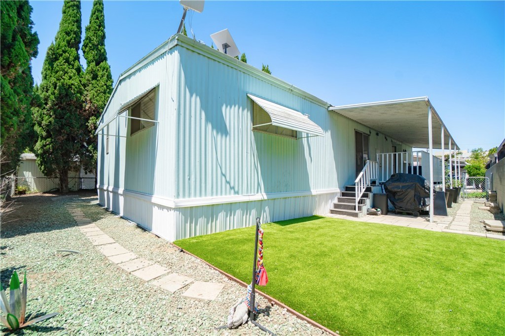26200 Frampton 32 Property Photo 1
