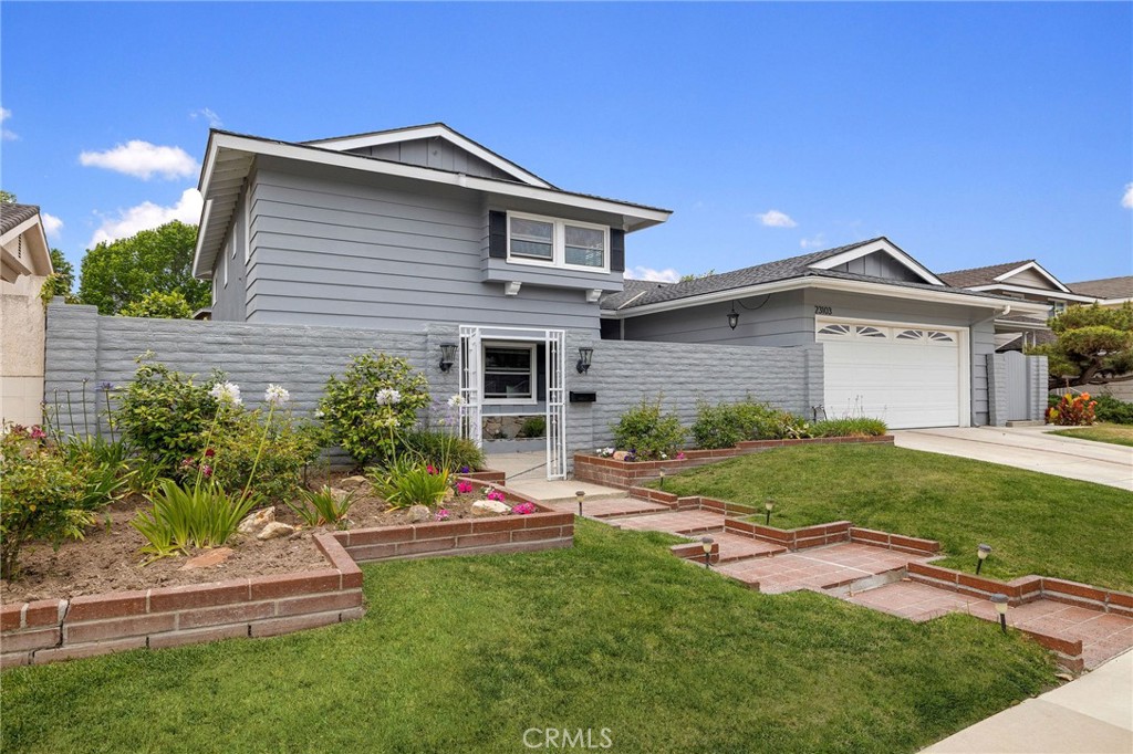 23103 Cerise Property Photo 1
