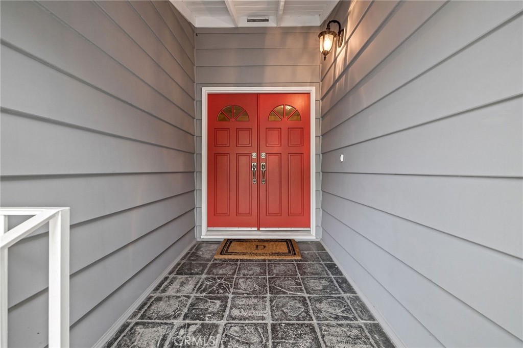 23103 Cerise Property Photo 4