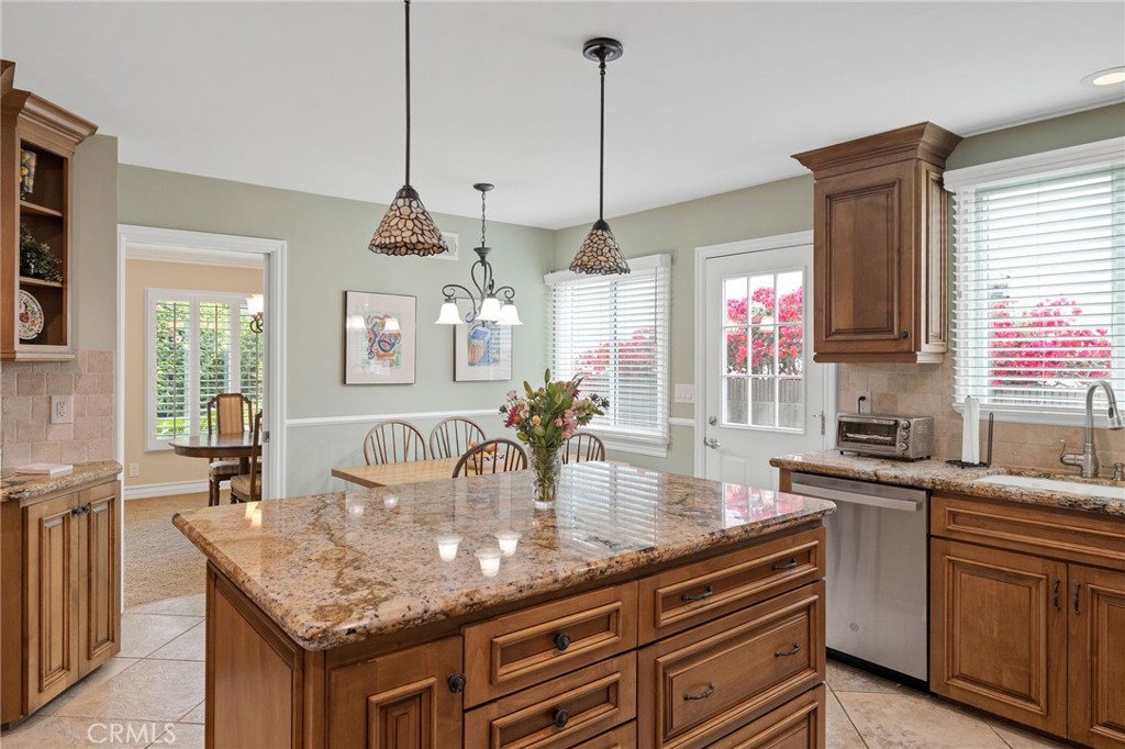 23103 Cerise Property Photo 17
