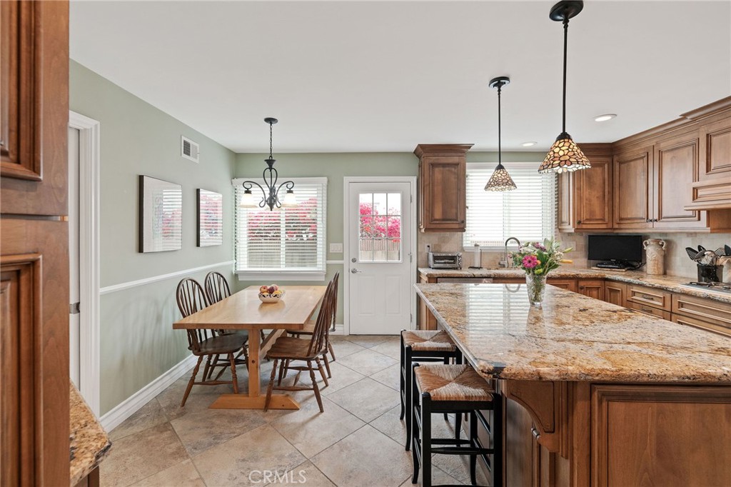 23103 Cerise Property Photo 18