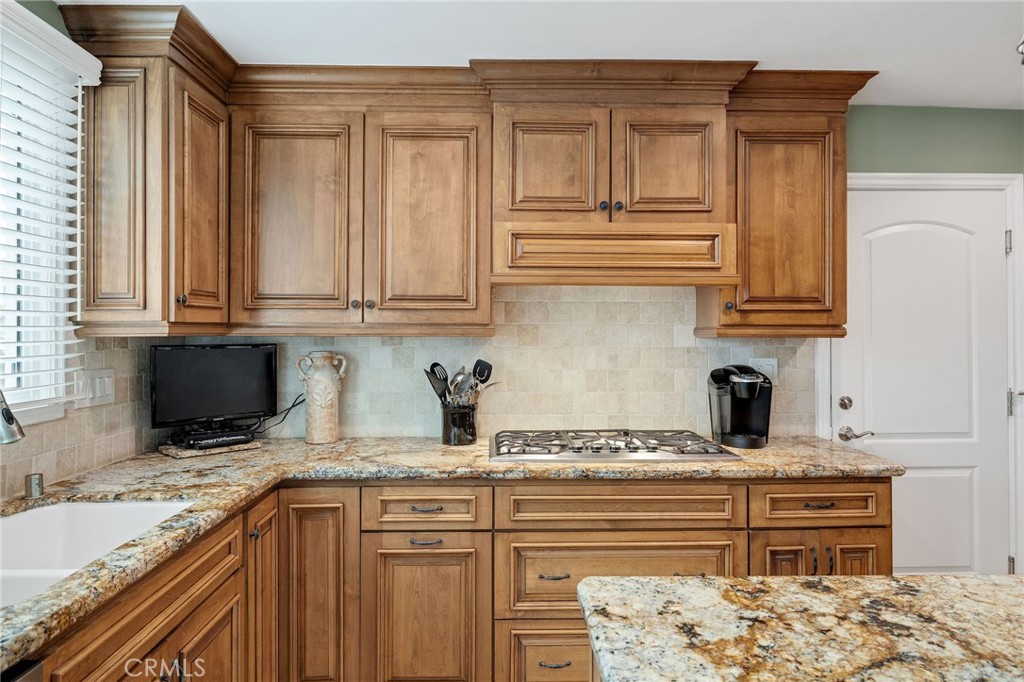 23103 Cerise Property Photo 21
