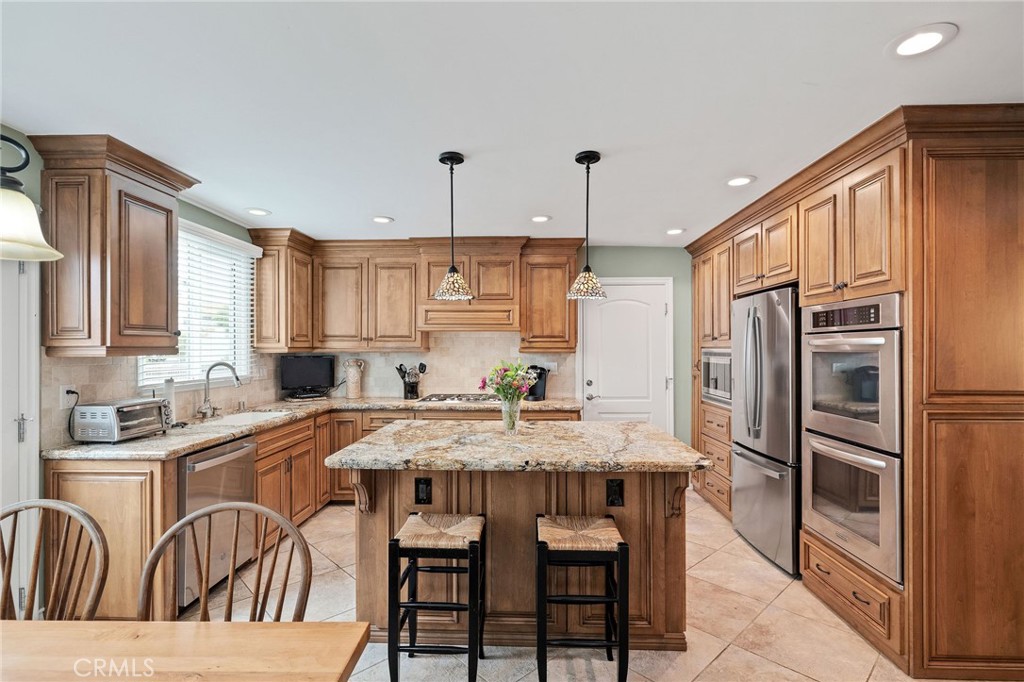 23103 Cerise Property Photo 23