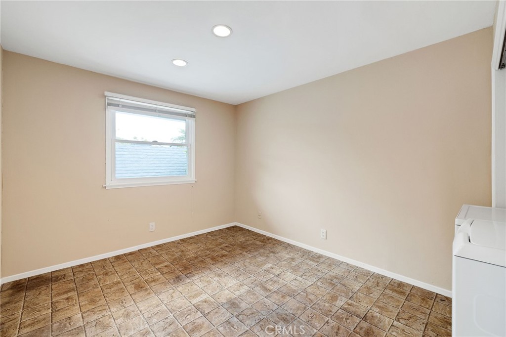 23103 Cerise Property Photo 45