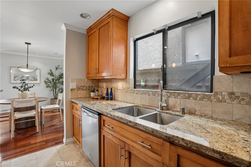 1447 Manhattan Beach Boulevard A Property Photo 14