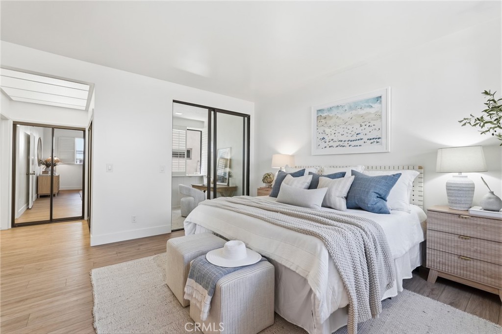 2516 The Strand Property Photo 15
