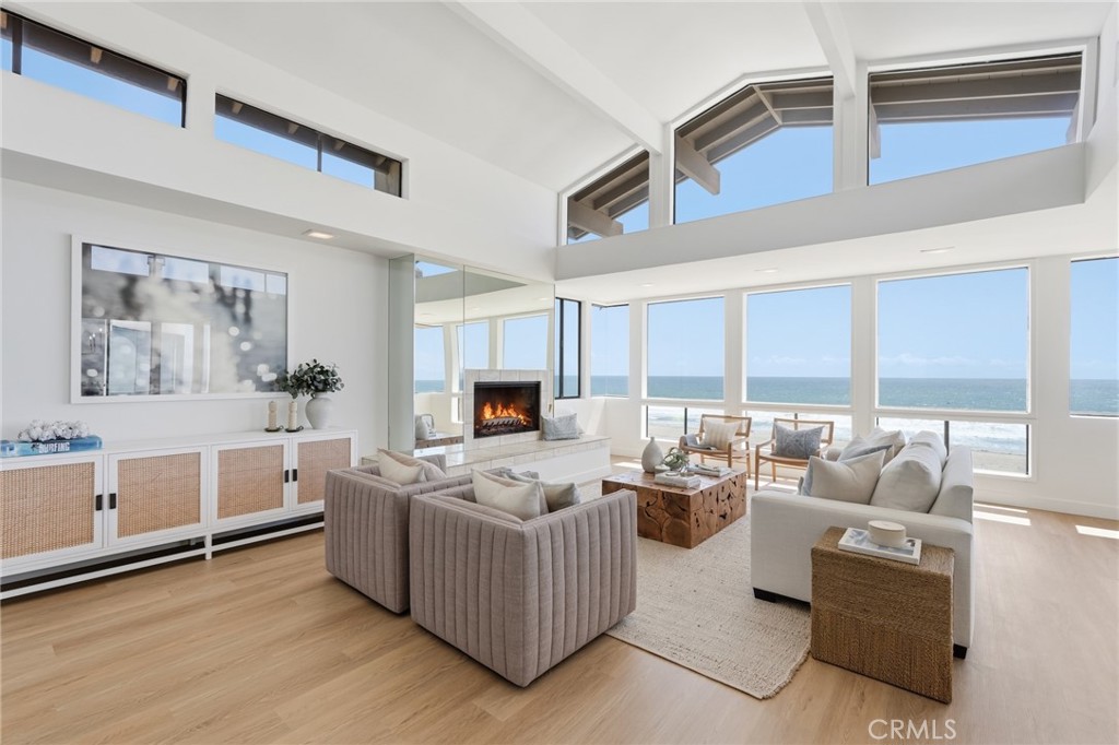 2516 The Strand Property Photo 22