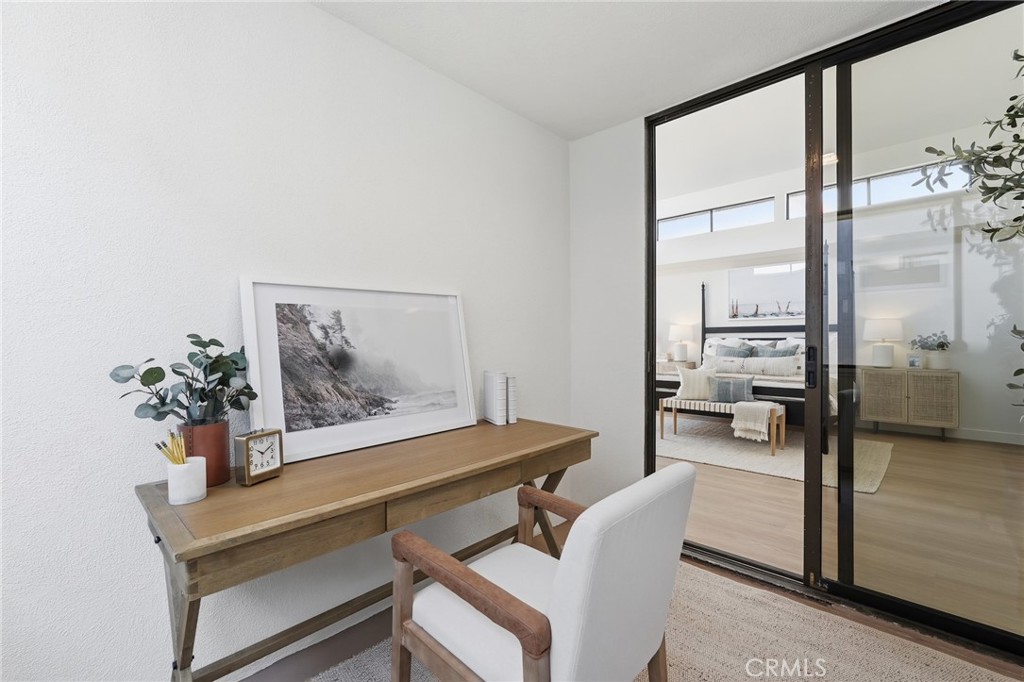 2516 The Strand Property Photo 39