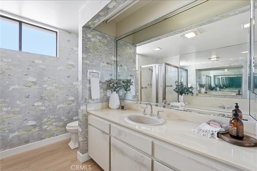 2516 The Strand Property Photo 41