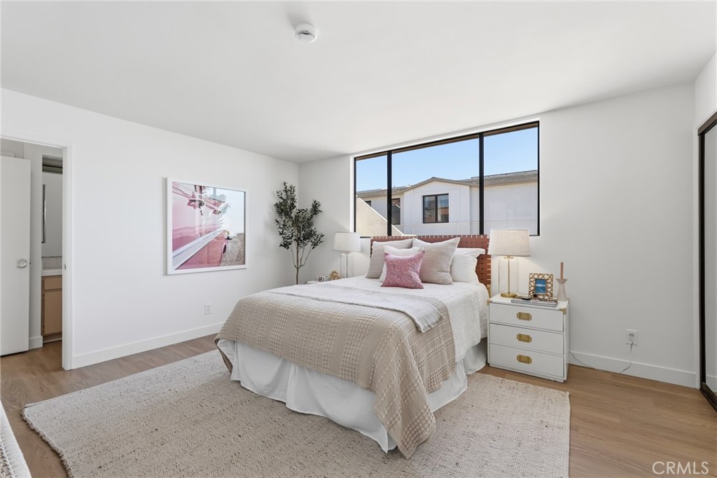 2516 The Strand Property Photo 44