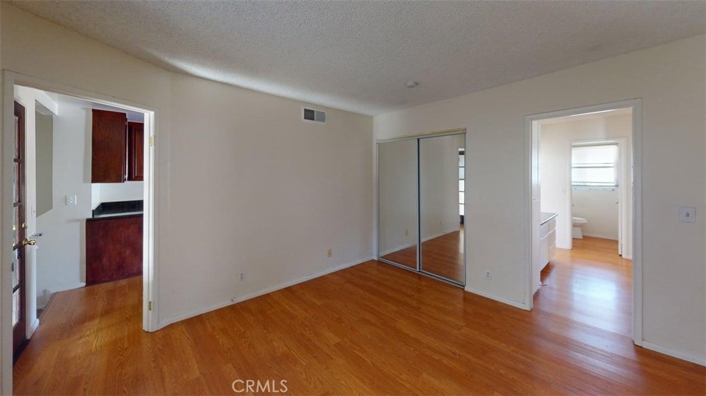 1316 W 166th Property Photo 7