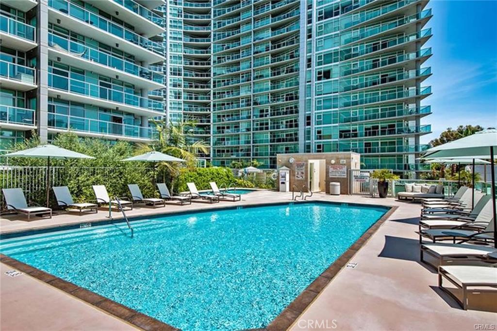 13650 Marina Pointe Drive 1506 Property Photo 1