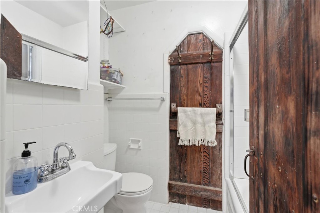 4308 Crest Drive Property Photo 28