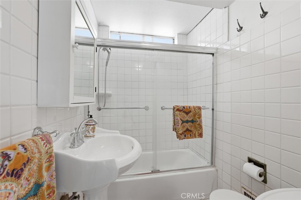 4308 Crest Drive Property Photo 41