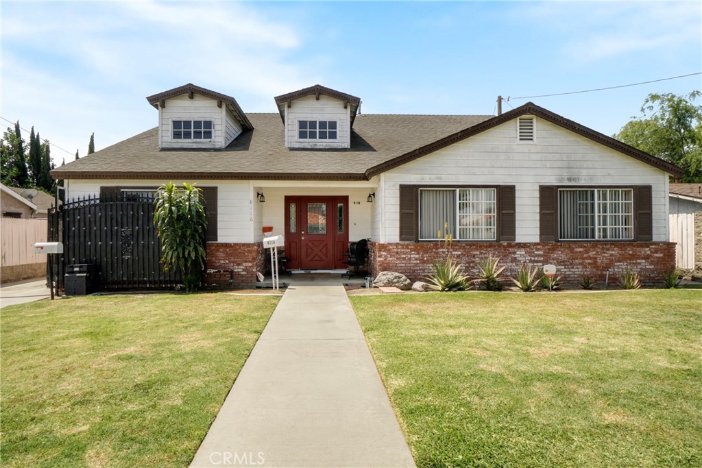 8118 Alameda Property Photo 1