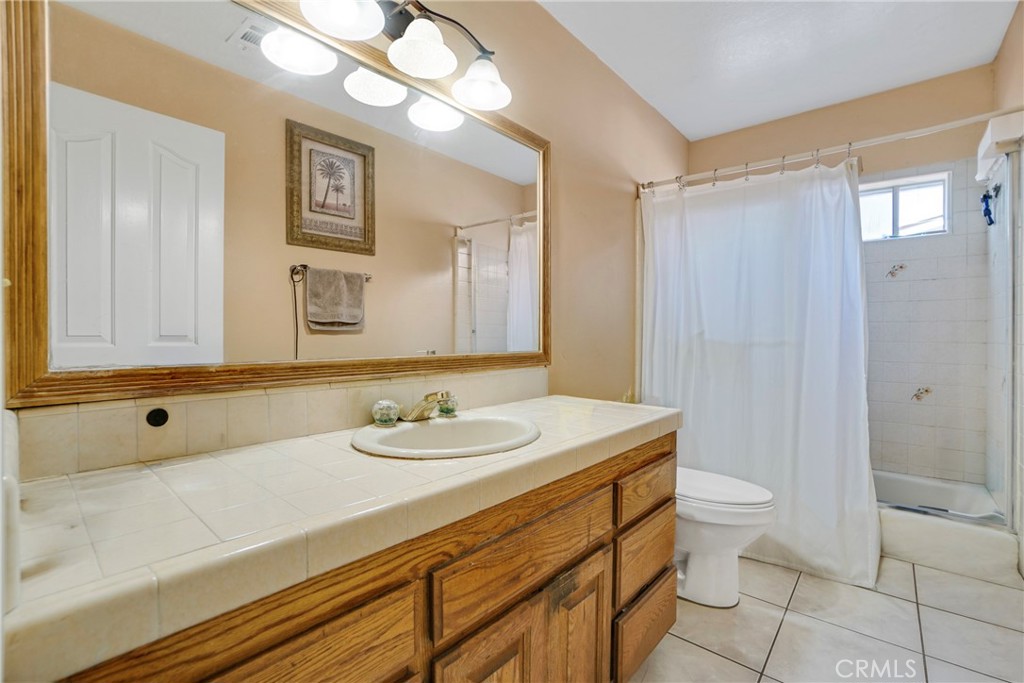 8118 Alameda Property Photo 17