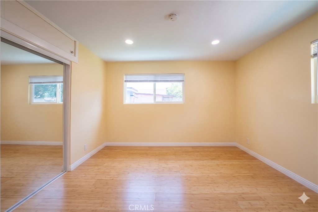 8017 Noble Property Photo 11