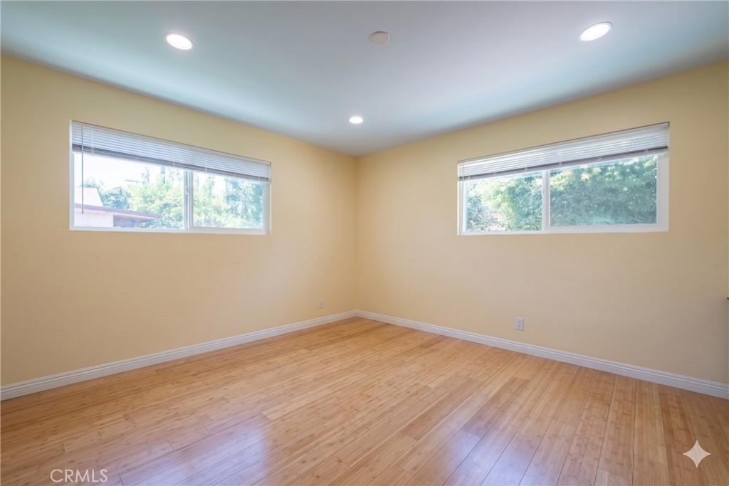 8017 Noble Property Photo 12