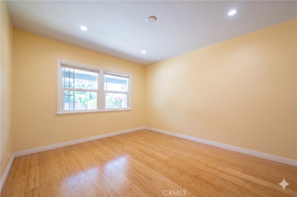 8017 Noble Property Photo 13