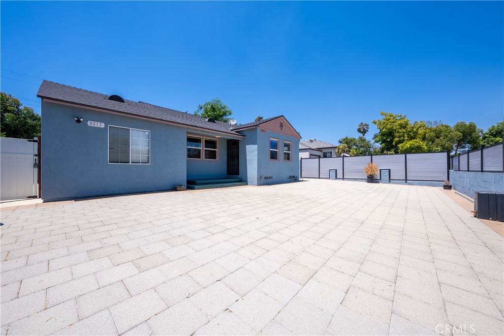 8017 Noble Property Photo 26