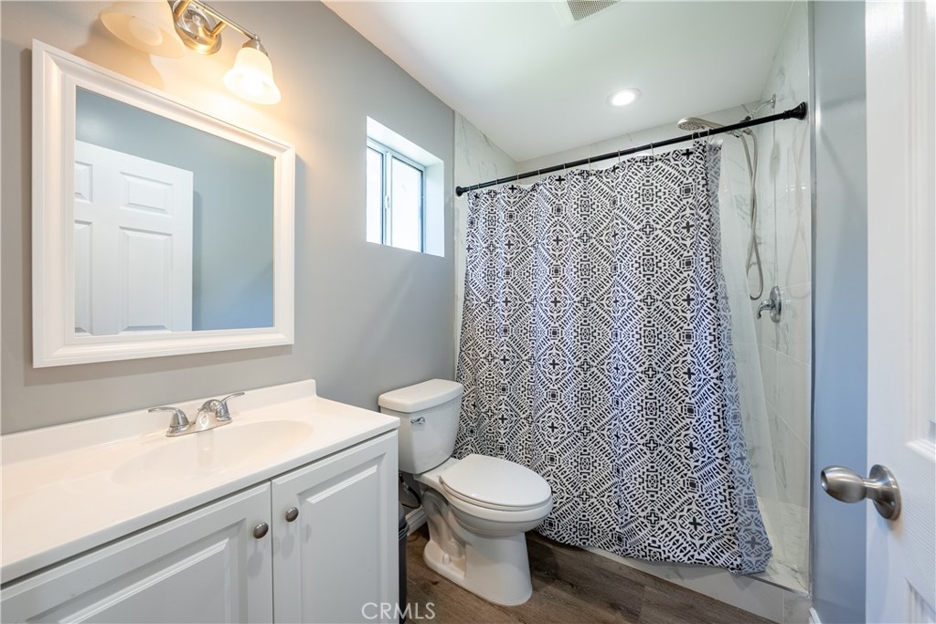 8017 Noble Property Photo 37