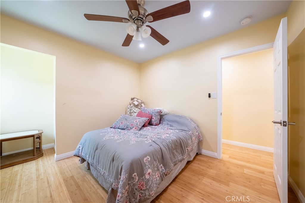 8017 Noble Property Photo 49