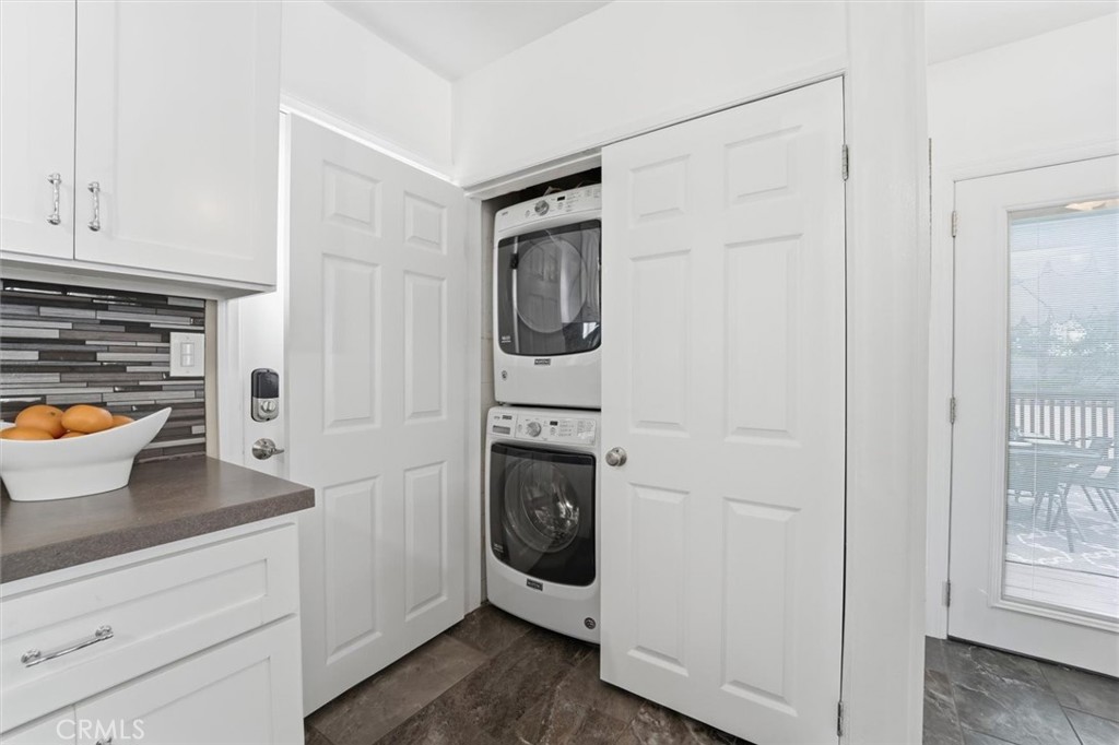 11937 S La Cienega Property Photo 14