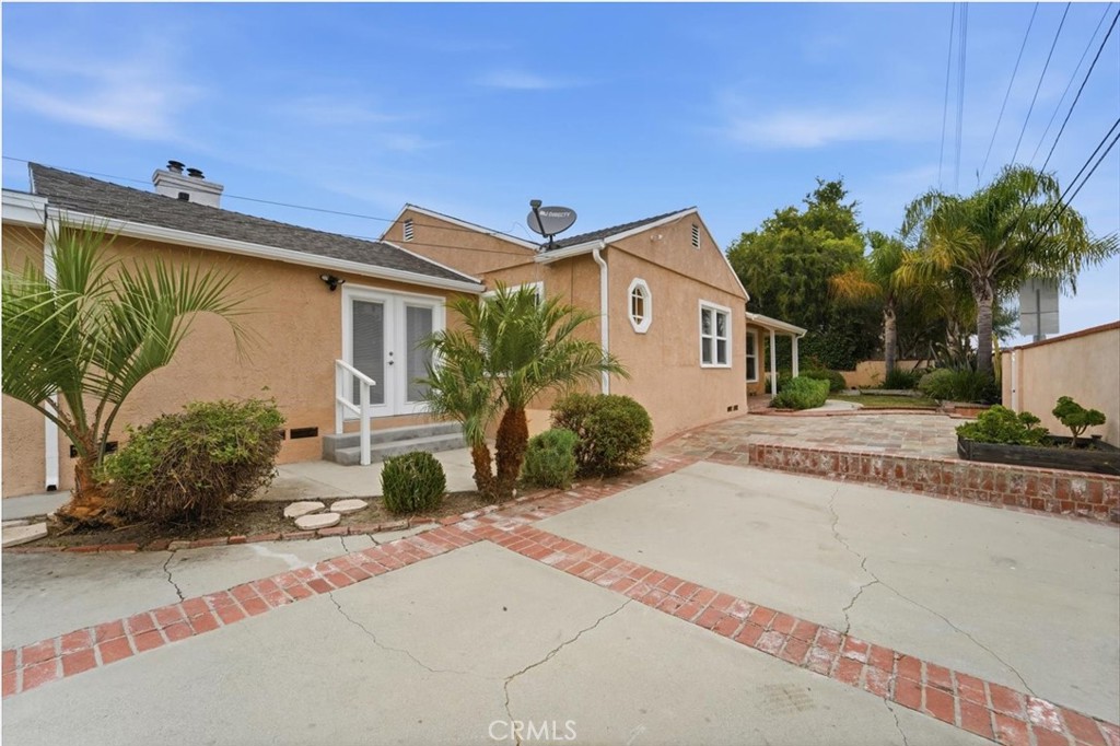 11937 S La Cienega Property Photo 31