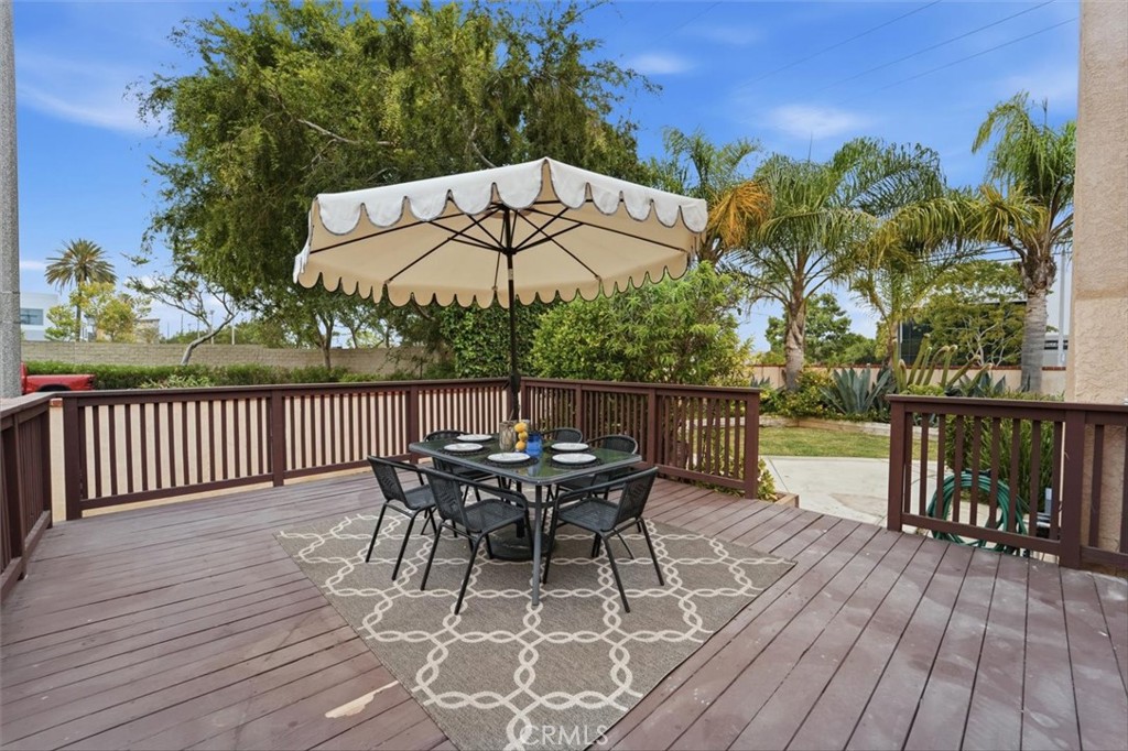 11937 S La Cienega Property Photo 33