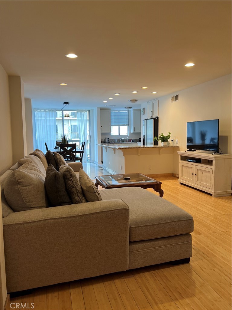 10747 Wilshire 505 Property Photo 15