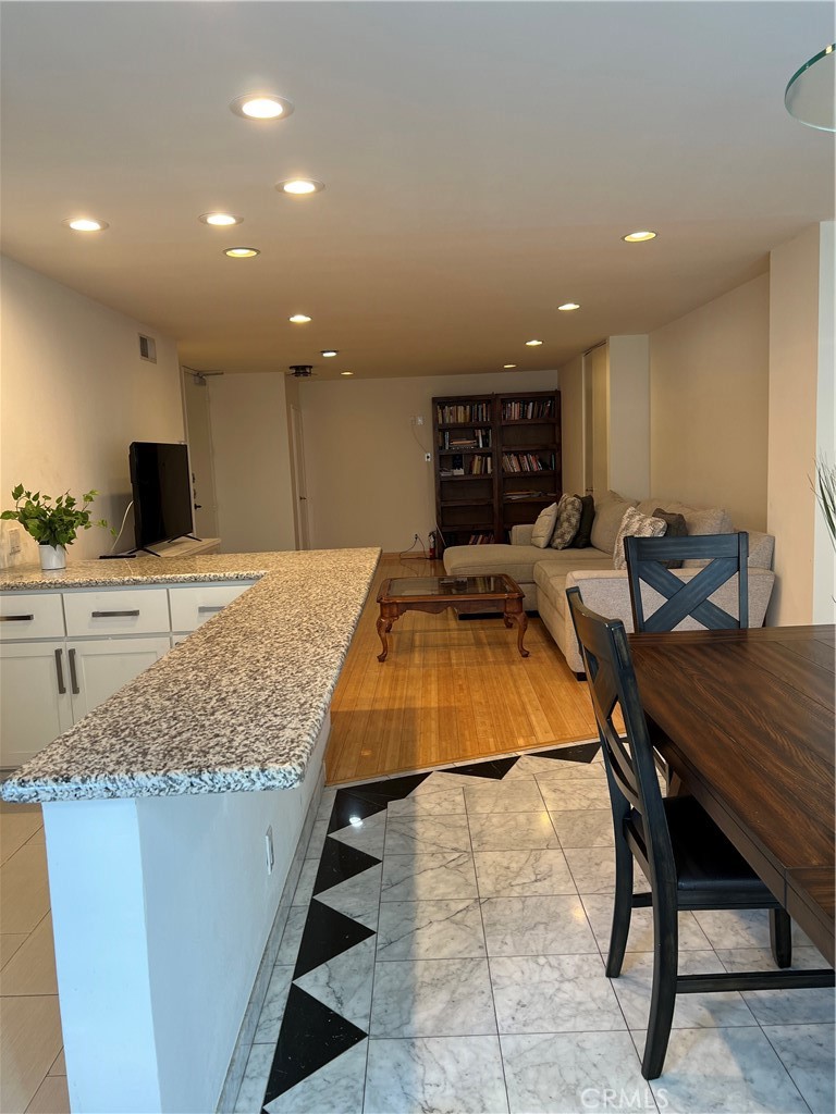 10747 Wilshire 505 Property Photo 18
