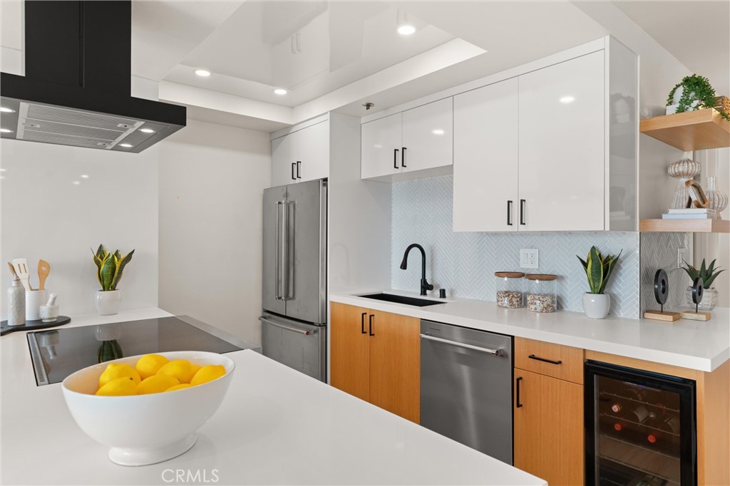 615 Esplanade 503 Property Photo 15