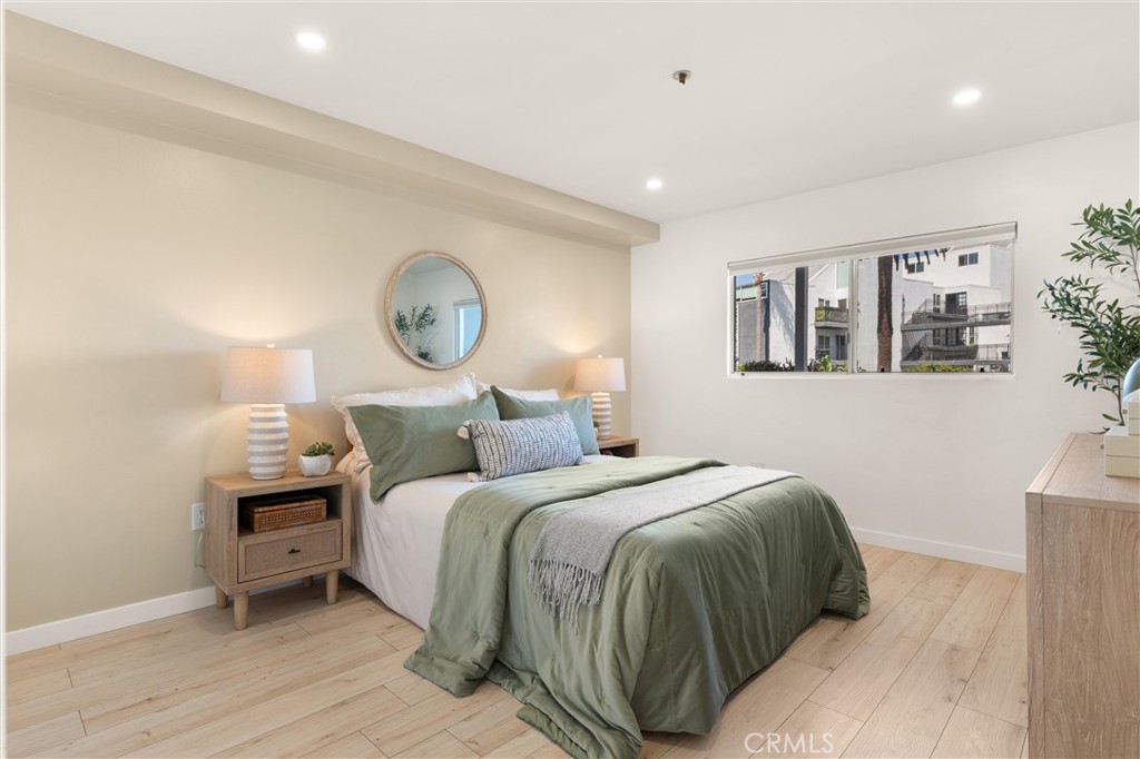 615 Esplanade 503 Property Photo 18